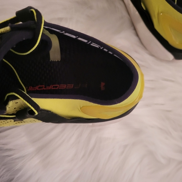 Under Armour Speed Form Fortis Size 7.5 - Picture 5 of 6